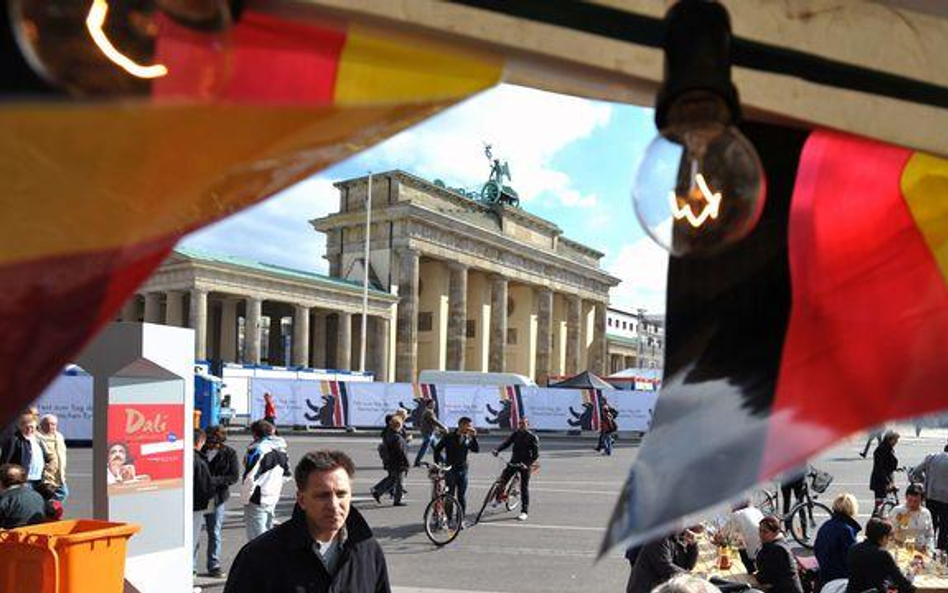 Berlin przed obchodami 20. rocznicy zjednoczenia Niemiec