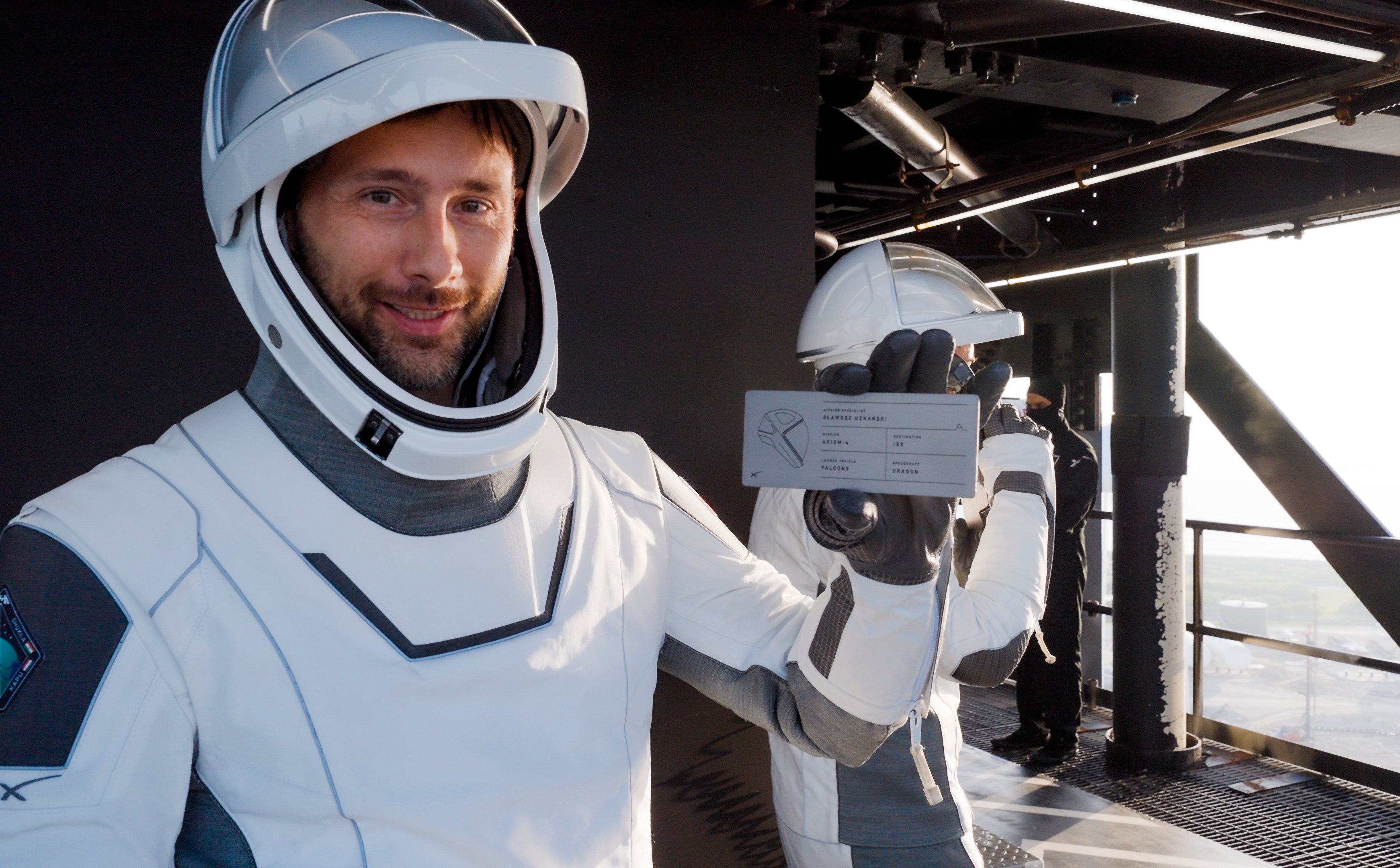 „Gdzie leci Sławosz?” – internet oszalał na punkcie polskiego astronauty. I jego żony