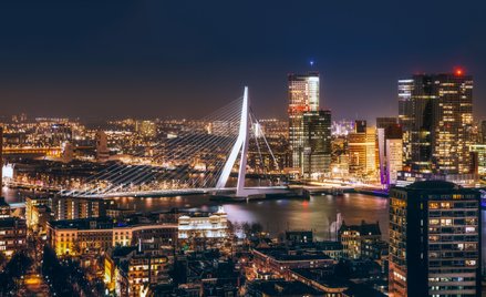 Rotterdam nocą
