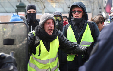 Czy Rosjanie ingerują w protest "Żółtych kamizelek"