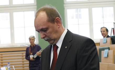 Prokurator nadzorujący smoleńskie śledztwo został odsunięty od sprawy