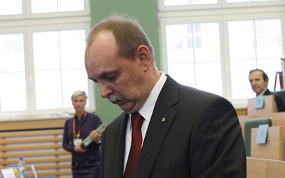 Prokurator nadzorujący smoleńskie śledztwo został odsunięty od sprawy