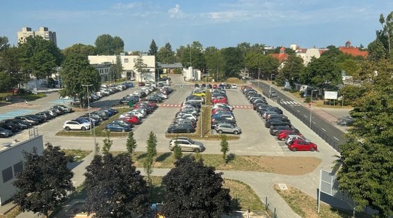 Przebudowa wewnętrznego układu komunikacyjnego wraz z infrastrukturą towarzyszącą na terenie Szpital