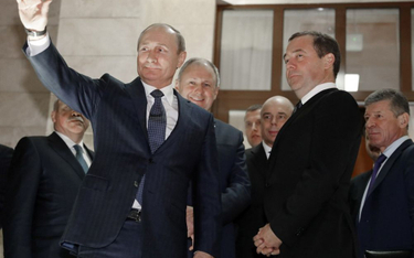 Putin i Miedwiediew po spotkaniu z Łukaszenką