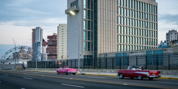 Mieści się w plecaku. Czy wywołuje syndrom hawański? Pentagon testuje tajemnicze urządzenie