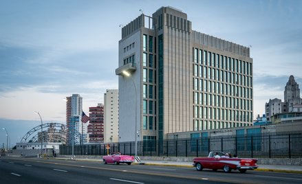 Ambasada USA w Hawanie. To tu po raz pierwszy zaobserwowano przypadłość, nazywaną syndromem hawański