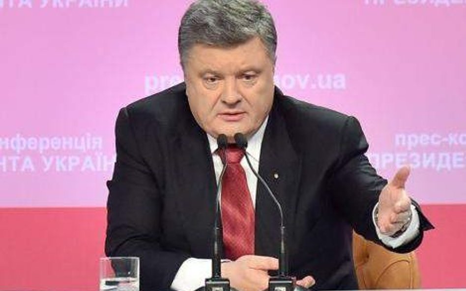 Prezydent Petro Poroszenko potwiedził w poniedziałek, że Ukraina chce wstąpić do NATO
