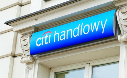 UOKiK stawia zarzuty bankom