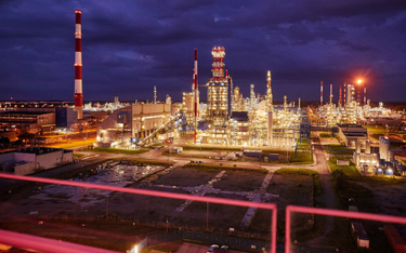 Część udziałów gdańskiej rafinerii obejmie firma spoza grupy Orlenu