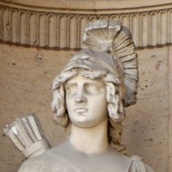 Rzeźba wykonana przez Gabriela-Vitala Dubraya (1813–1892), przedstawiająca Pentezyleę (wschodnia fas