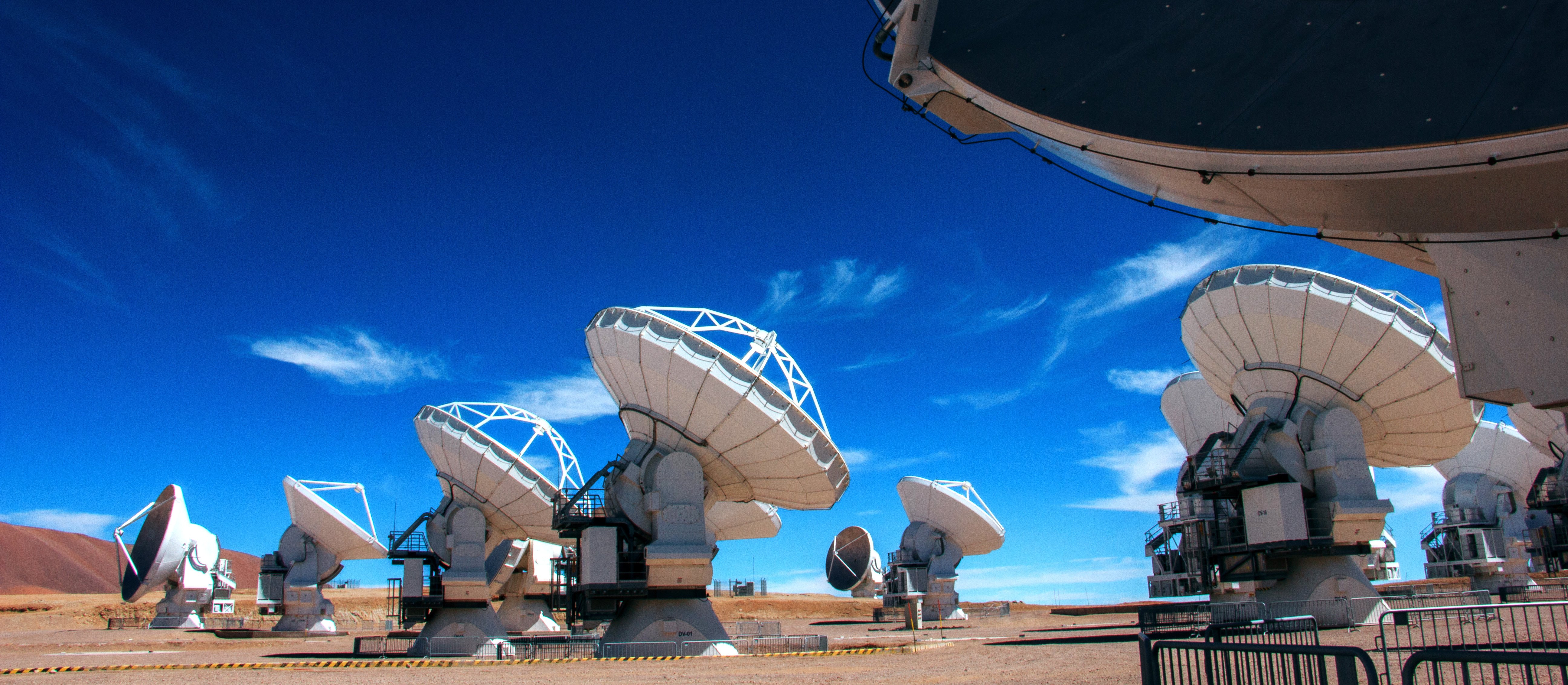 „Zbyt silny, by mógł być prawdziwy". Astronomowie odkryli coś, czego teoretycznie nie powinno być