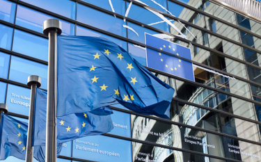 Komisja Europejska twierdzi, że 7,1 mld euro ma trafić do samorządów na realizację ich programów