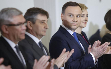 Szułdrzyński: PiS wodzi prezydenta na pokuszenie