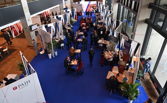 PAIH Forum Biznesu 2022 - stoiska informacyjne