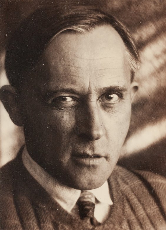 Ostro licytowane są zdjęcia Witkacego