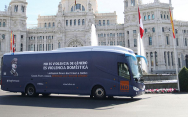 Hiszpania: Autobusy z Hitlerem przeciw "feminazizmowi"
