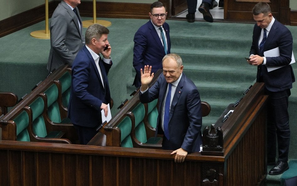 Donald Tusk może utrzymać władzę po 2027 roku, ale może też powtórzyć scenariusz PiS z 2023 roku - u