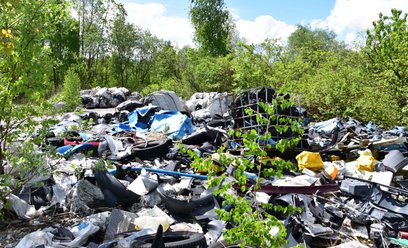 Odpady niebezpieczne znikną z Polski. Aż trzy nielegalne wysypiska są w Sosnowcu