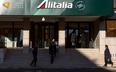Włoska kolej i lotniska będą ratować Alitalię