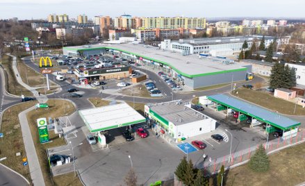 Wszystkie oddane w I kwartale obiekty handlowe oraz gros będących w budowie to parki handlowe. Forma