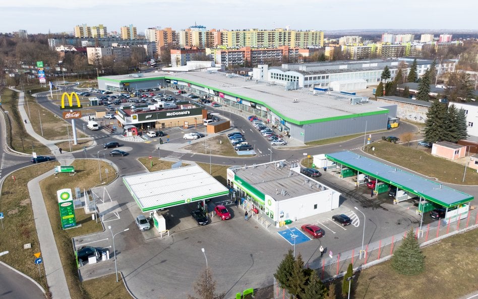 Wszystkie oddane w I kwartale obiekty handlowe oraz gros będących w budowie to parki handlowe. Forma