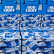 Bojkot Bud Light kosztowny dla AB InBev. Ponad 1,4 mld dol. utraconej sprzedaży
