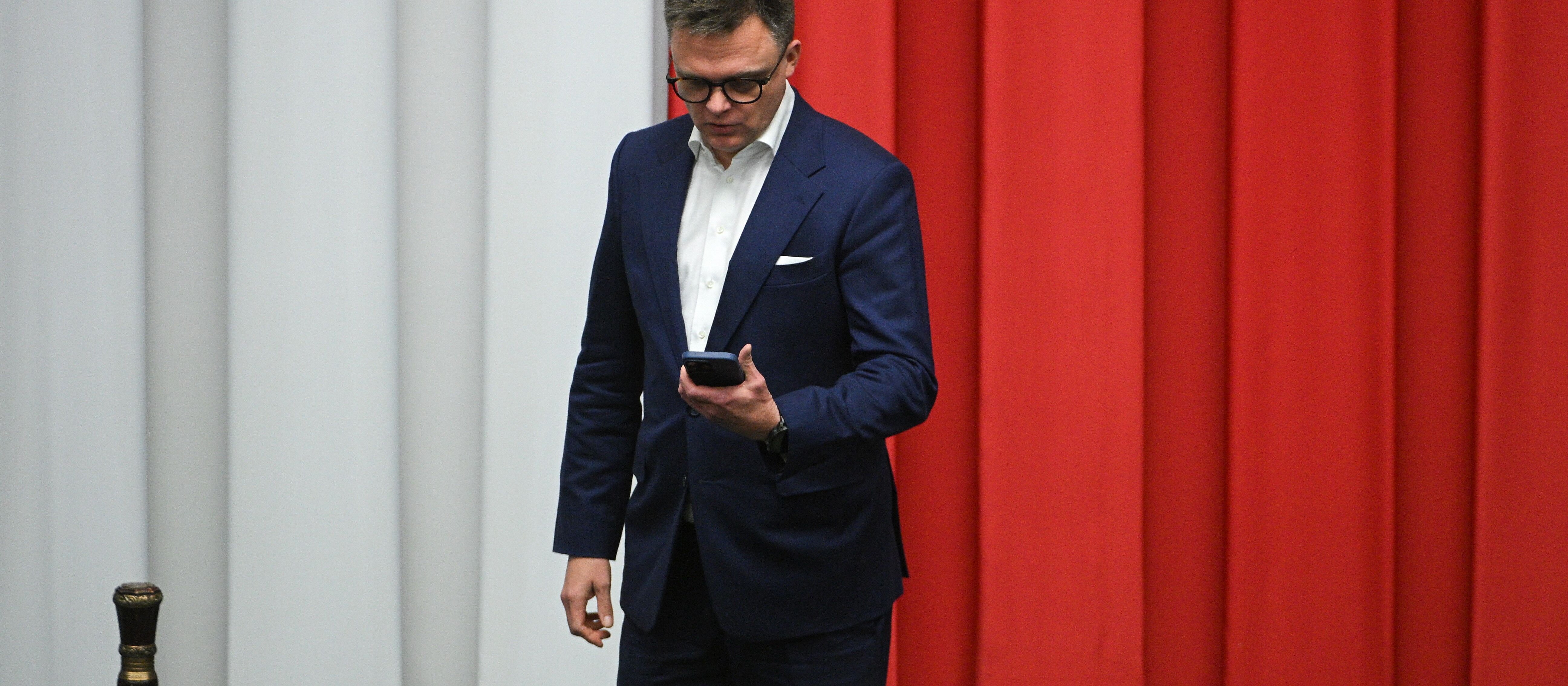 Konflikt we władzach klubu parlamentarnego Polski 2050. Jest reakcja Szymona Hołowni