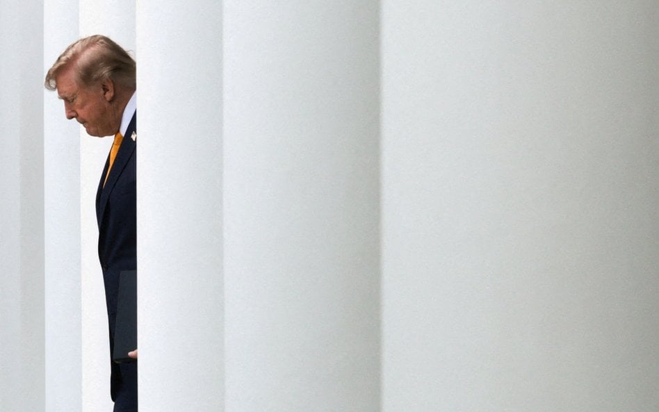 Donald Trump notuje rekorodowo niski poziom poparcia w sondażu Reuters/Ipsos