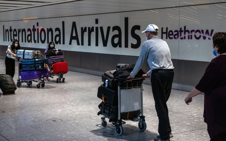 Przez London Heathrow tylko z bagażem podręcznym