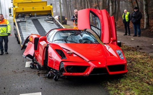 Ferrari Enzo rozbite w Holandii