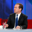 Miedwiediew o odejściu Johnsona: Czekamy na wieści z Polski