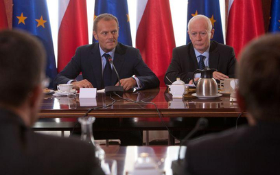 Premier Donald Tusk i Michał Boni, szef doradców strategicznych premiera