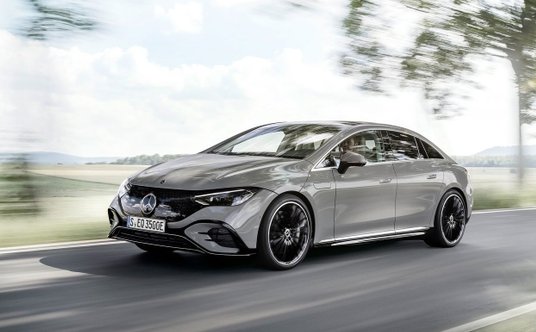 Mercedes EQE