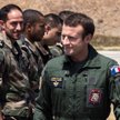 Emmanuel Macron prawie jak Tom Cruise w filmie „Top Gun”. 20 lipca w bazie lotniczej Istres.