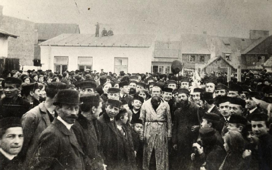 Chasydzkie wesele córki rebego w Grodzisku Mazowieckim, 1925