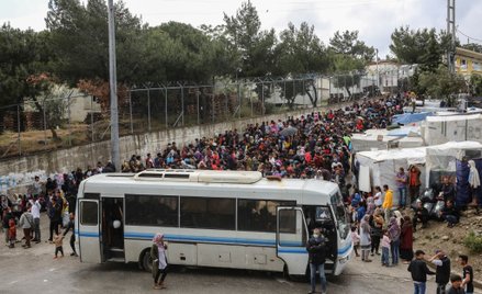 Grecja wyśle setki migrantów z Lesbos na kontynent