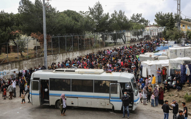 Grecja wyśle setki migrantów z Lesbos na kontynent