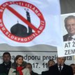Zeman: Niech muzułmanie zostaną u siebie