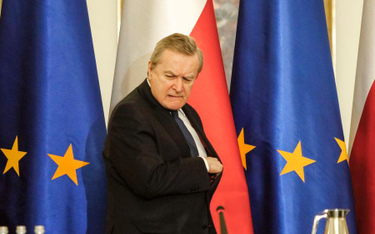 Wicepremier Piotr Gliński to tylko jeden z ministrów obecnego rządu, który nie składa deklaracji do 