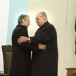 Premier Tadeusz Mazowiecki i kanclerz Helmut Kohl podczas mszy w Krzyżowej, 12 listopada 1989 r.