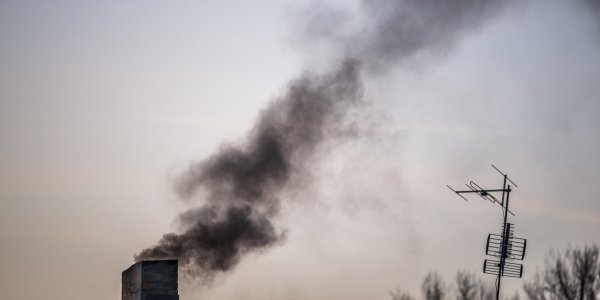 Wlecze się wymiana kopciuchów. Mieszkańcy boją się nowoczesnych rozwiązań