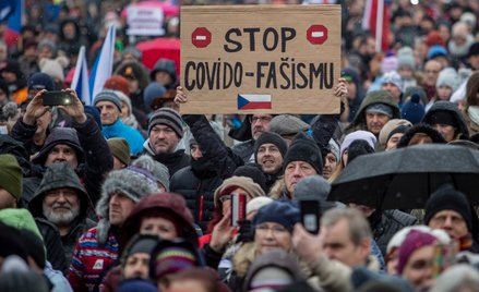 Czechy: Tysiące osób na proteście. W tym czasie szpitale przepełnione