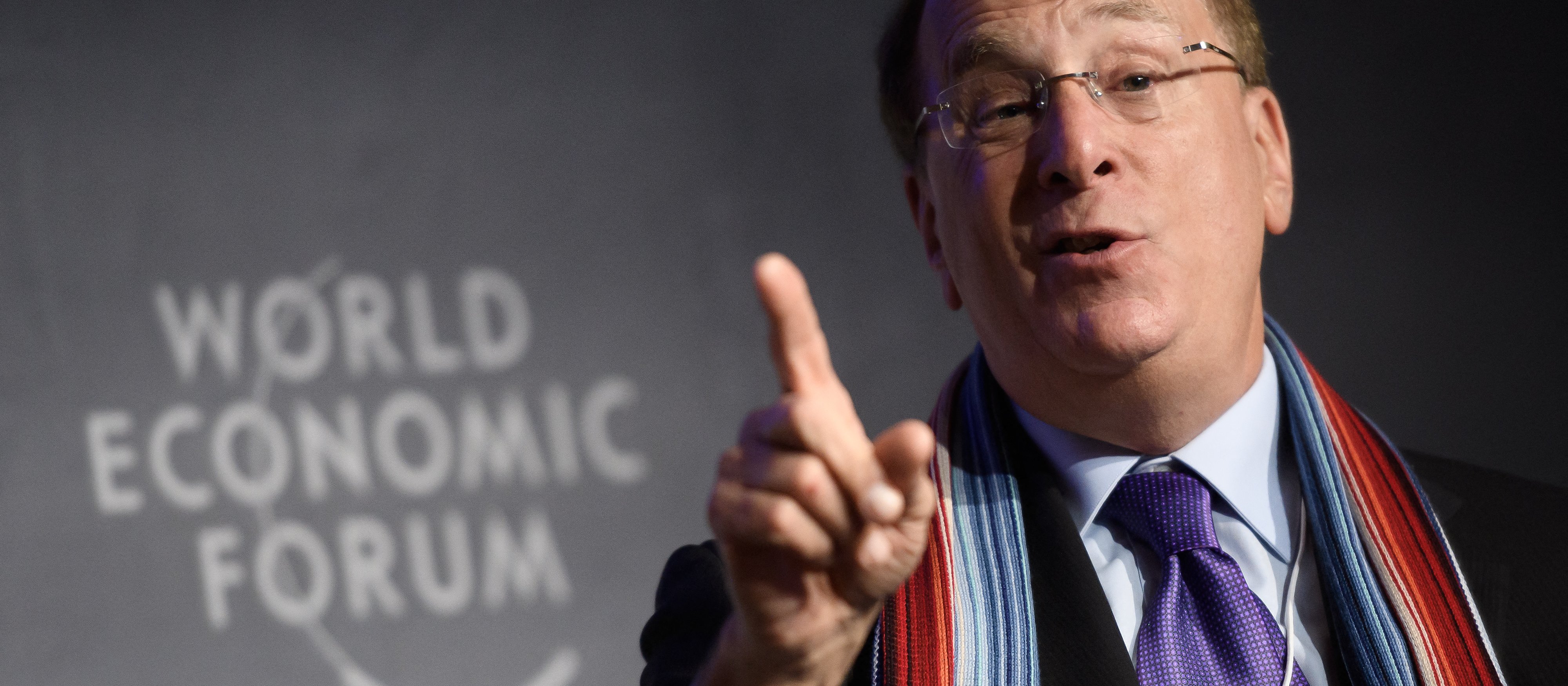 Larry Fink: człowiek, który w tym roku zarządza Davos