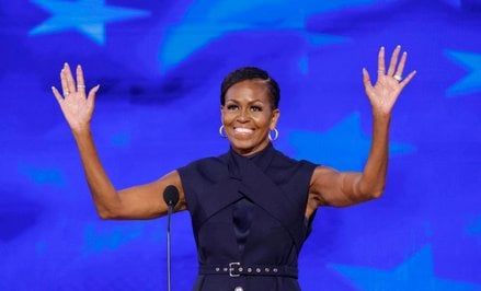 Michelle Obama o wsparciu dziewczynek z ubogich krajów: Widzę w nich samą siebie.