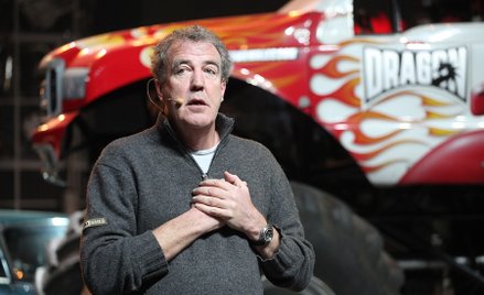 Jeremy Clarkson wspólnie z Richardem Hammondem i Jamesem Mayem prowadzą program motoryzacyjny „The G