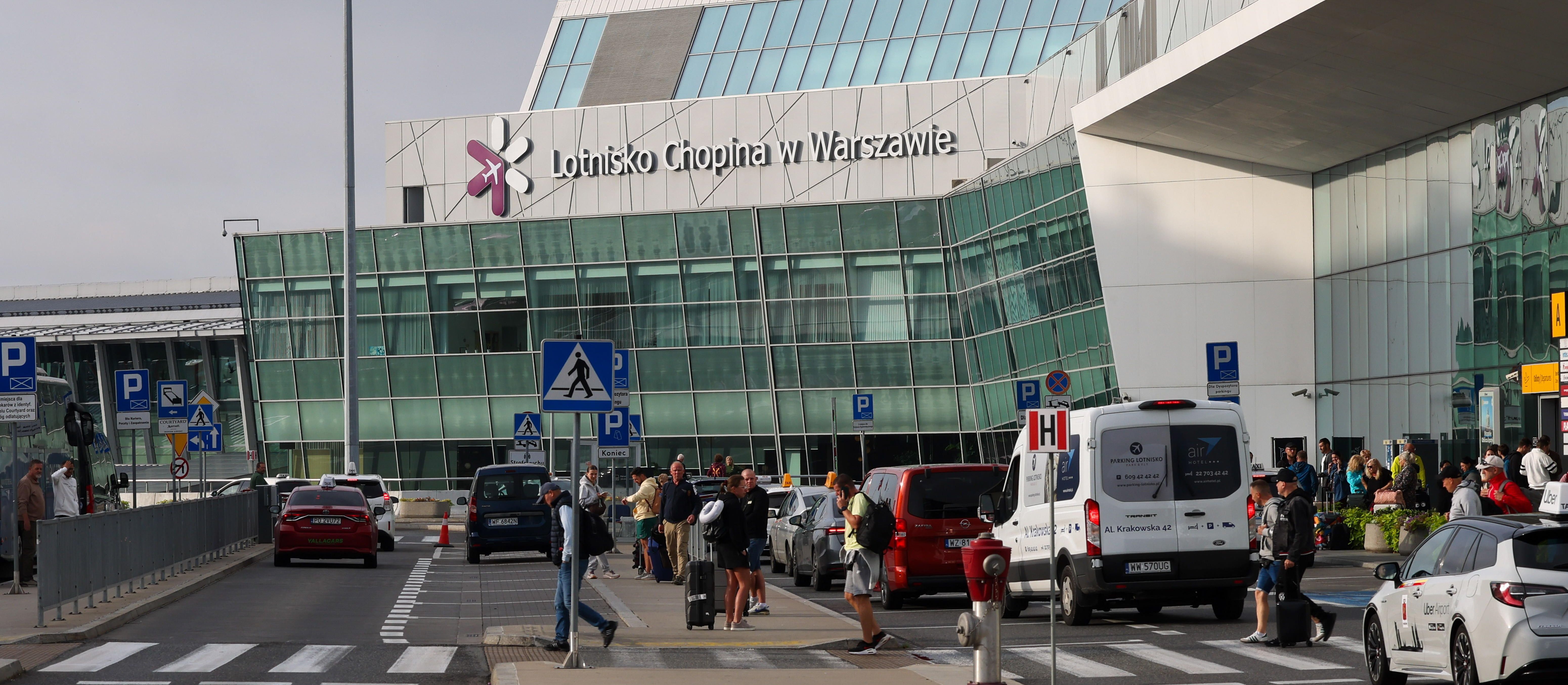 Donald Tusk kontynuuje kosztujący miliardy program Mateusza Morawieckiego. Chodzi o emigrantów