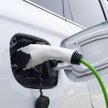 Milion aut elektrycznych do końca roku