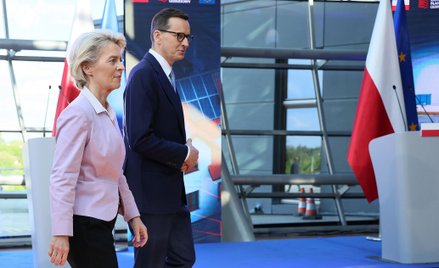 Przewodnicząca Komisji Europejskiej Ursula von der Leyen i premier RP Mateusz Morawiecki