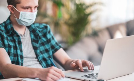 Koronawirus: wsparcie finansowe dla studentów i doktorantów