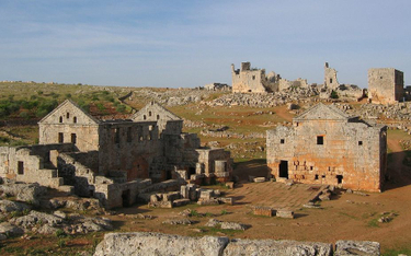 Ruiny Serdżilli. Arabowie uznali to miasto za przeklęte przez Boga na wieki
